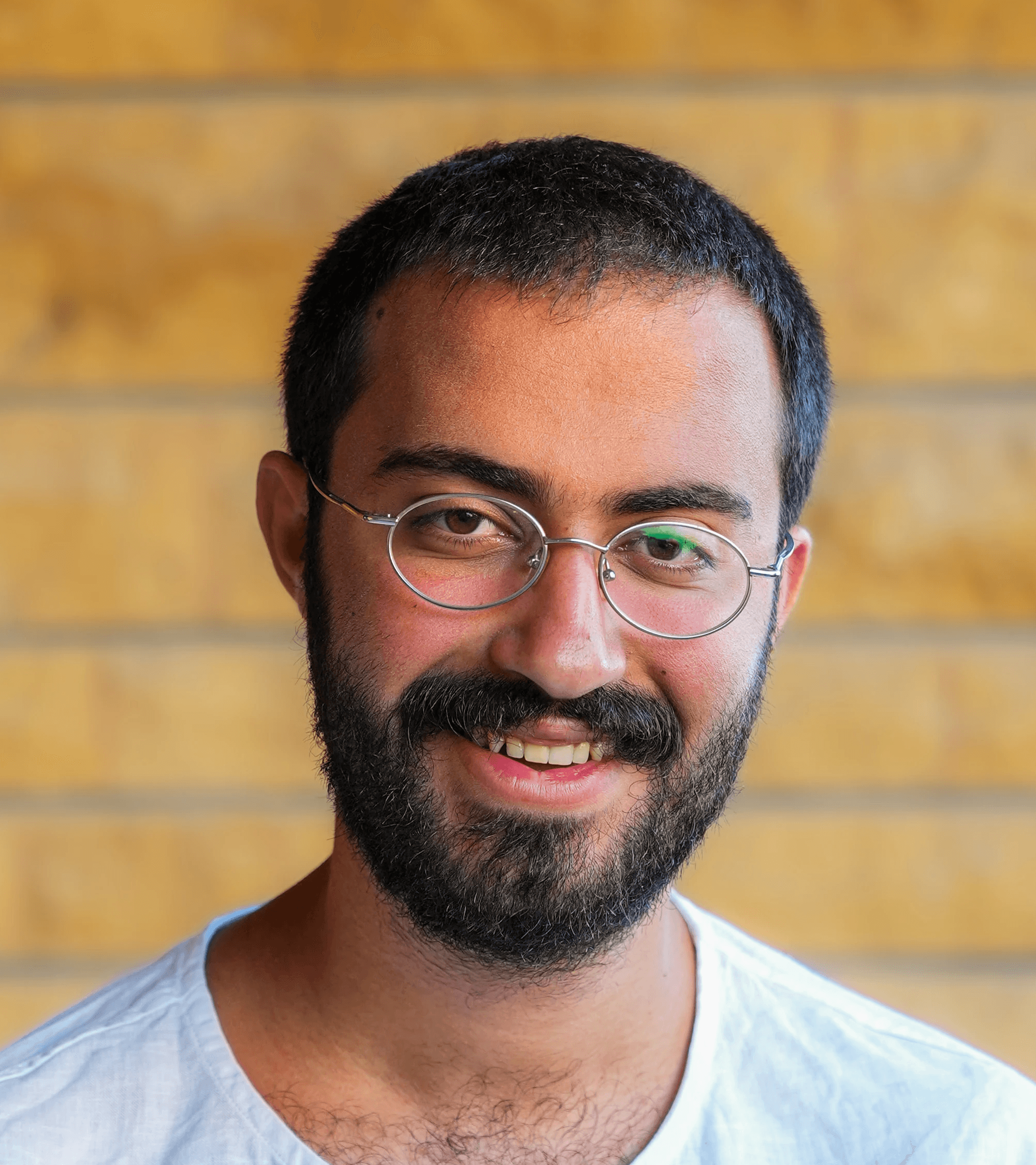 Alexandre Abdelnour, owner of Studio Hic, featured in an Edge Global UX/UI design testimonial