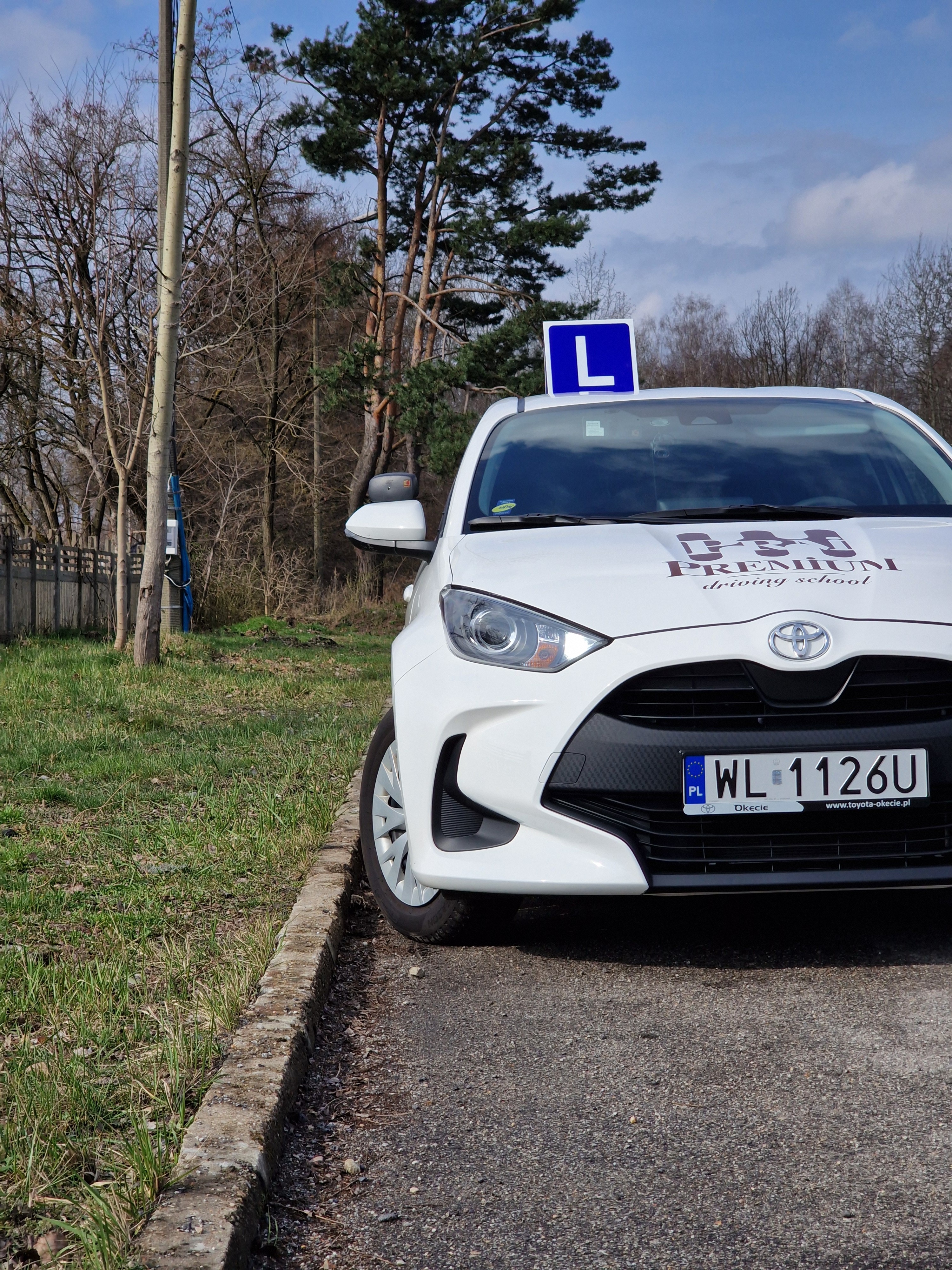 szkoła jazdy Częstochowa Toyota Yaris OSK nauka jazdy
