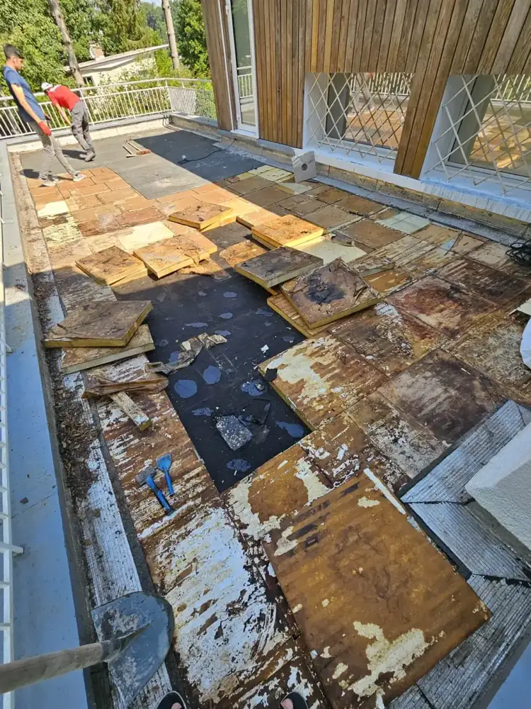 terrasse avant intervention de RED France pour étanchéité de terrasse