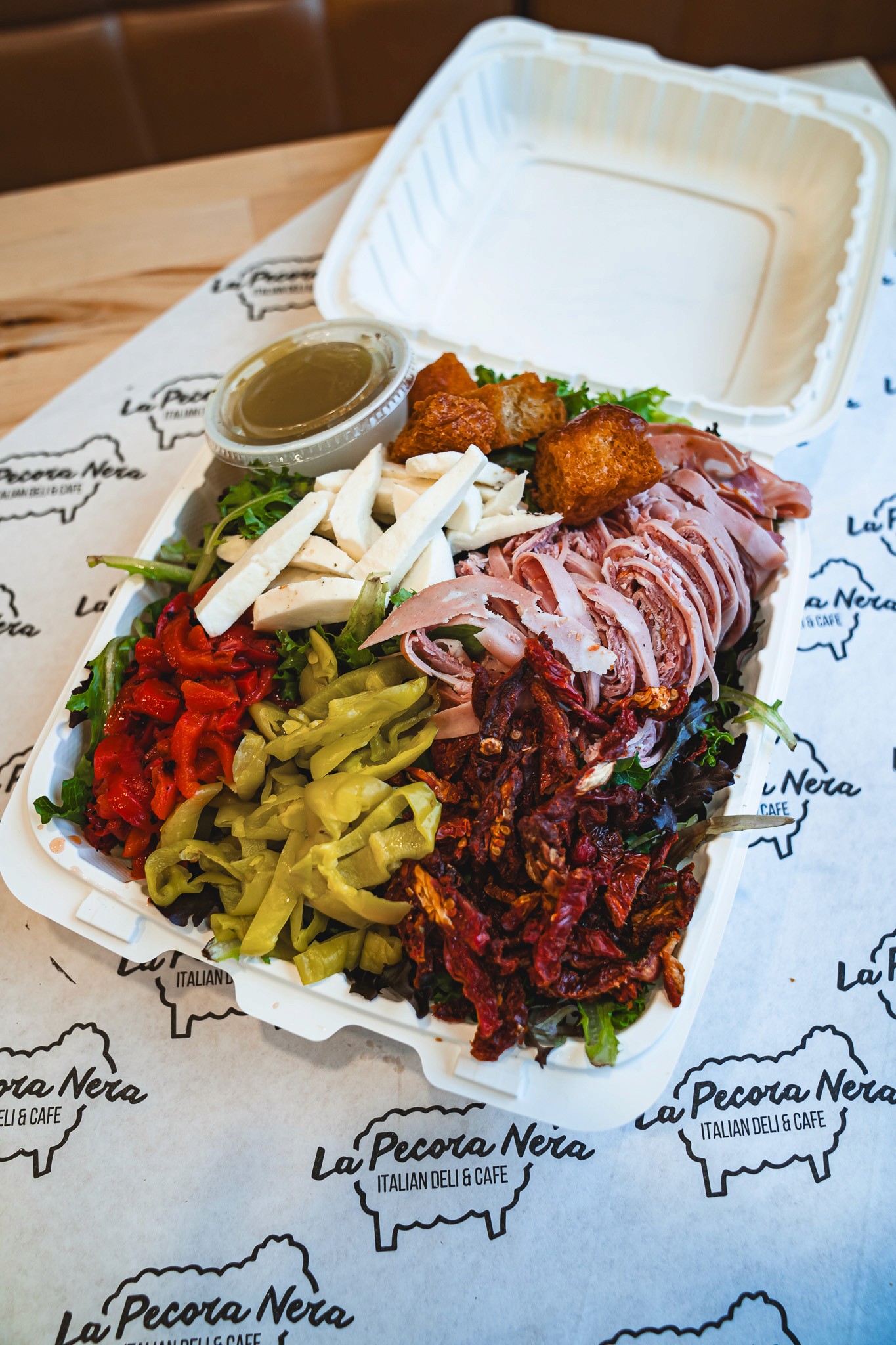 Seared scallops in a white plate