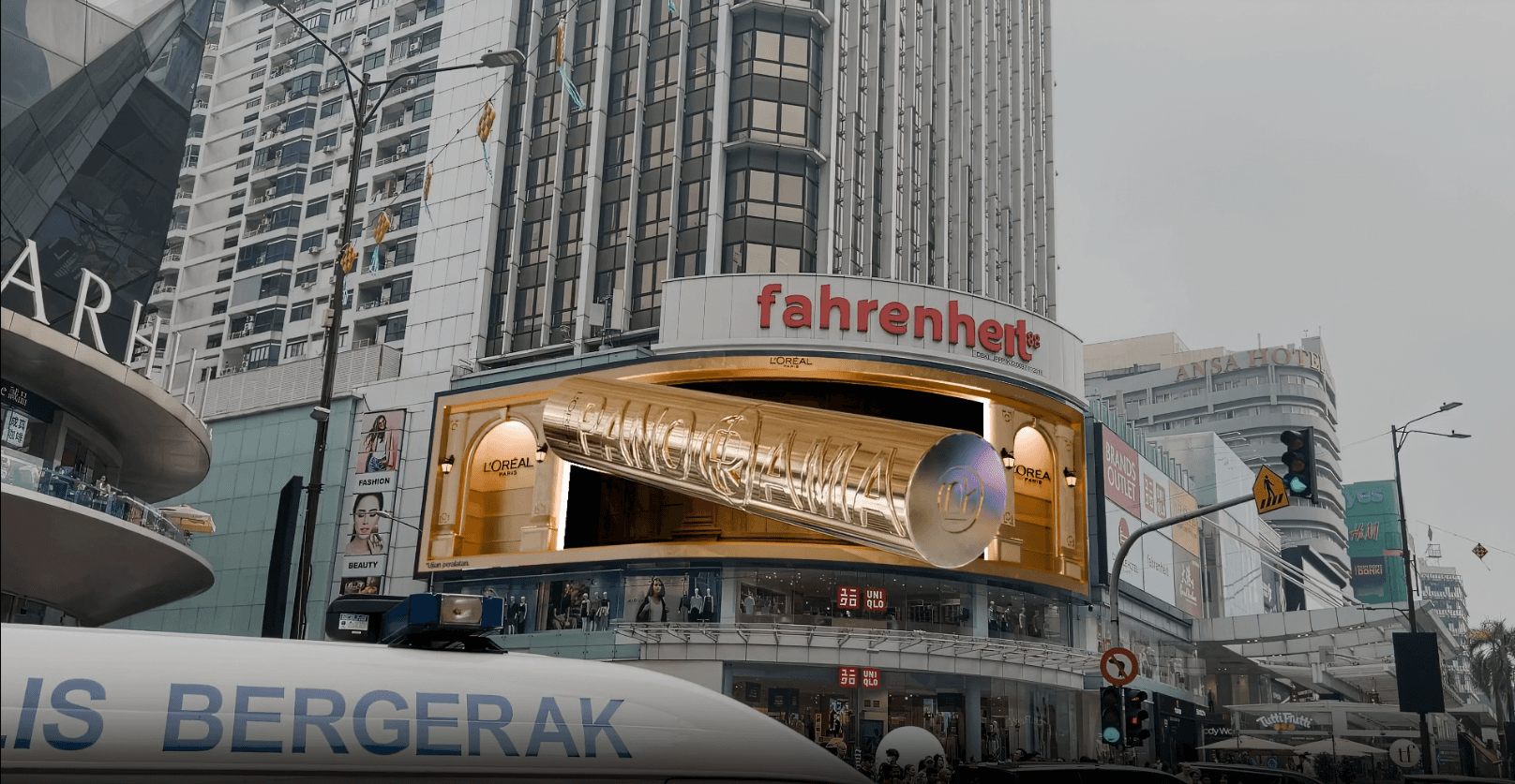 3D Advertisers L'Oréal Paris Voluminous Panorama Mascara 3D Billboard at Fahrenheit88