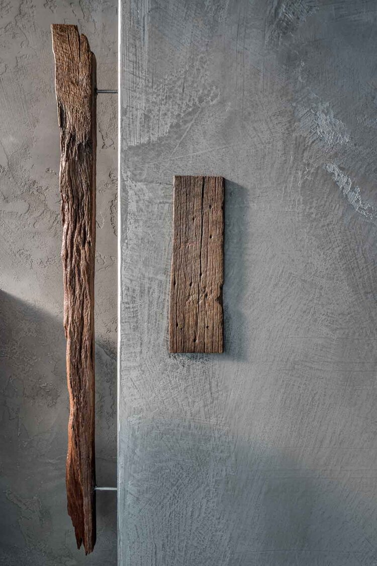 Photo by Frank Ariuba