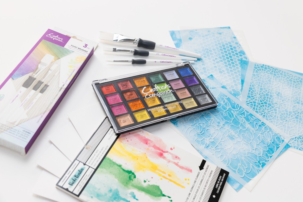 promotional photo of the kit people will receive when they donate ove r35$ to the fundraiser