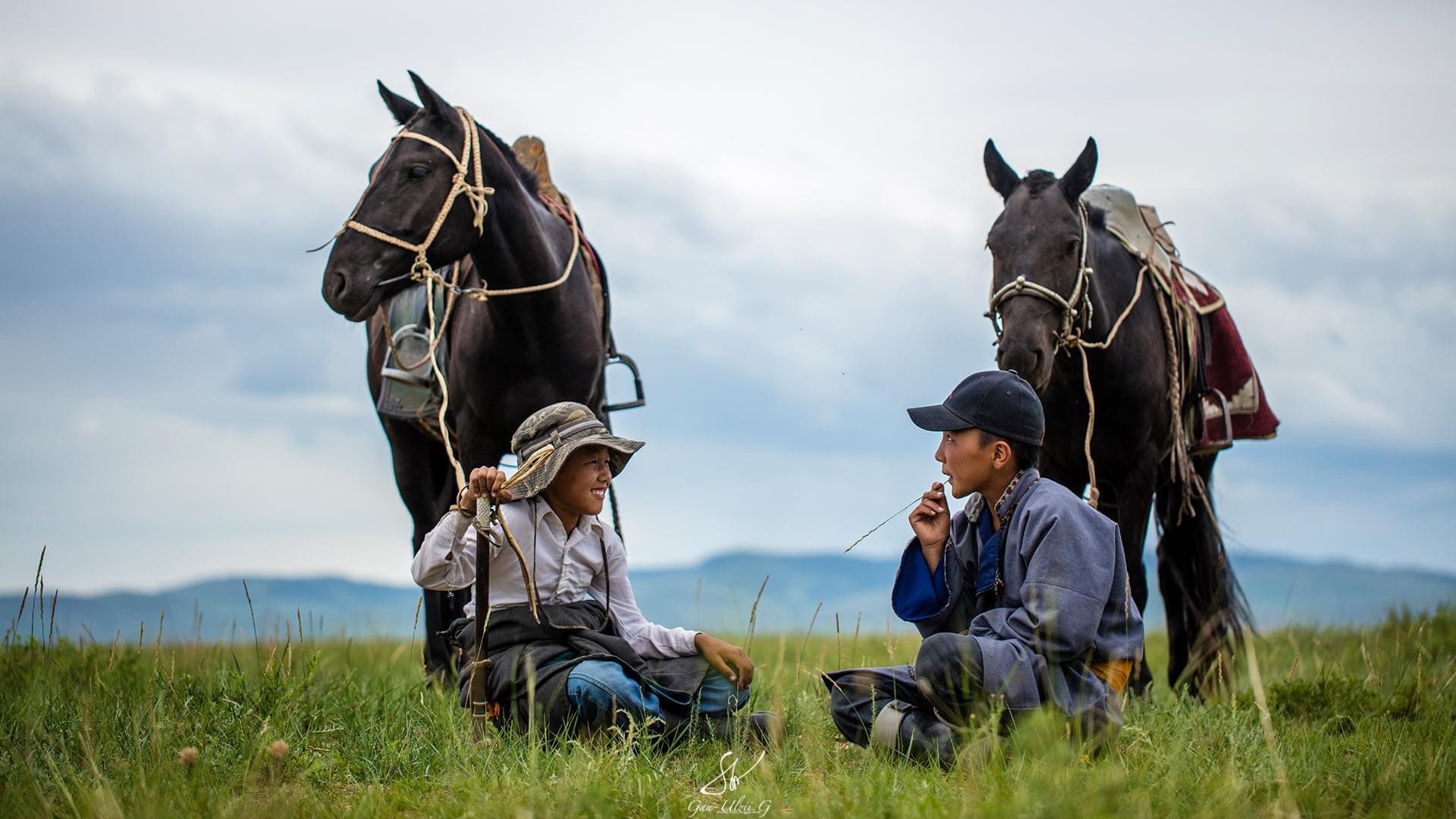 a large building with a lot of windows on top of it