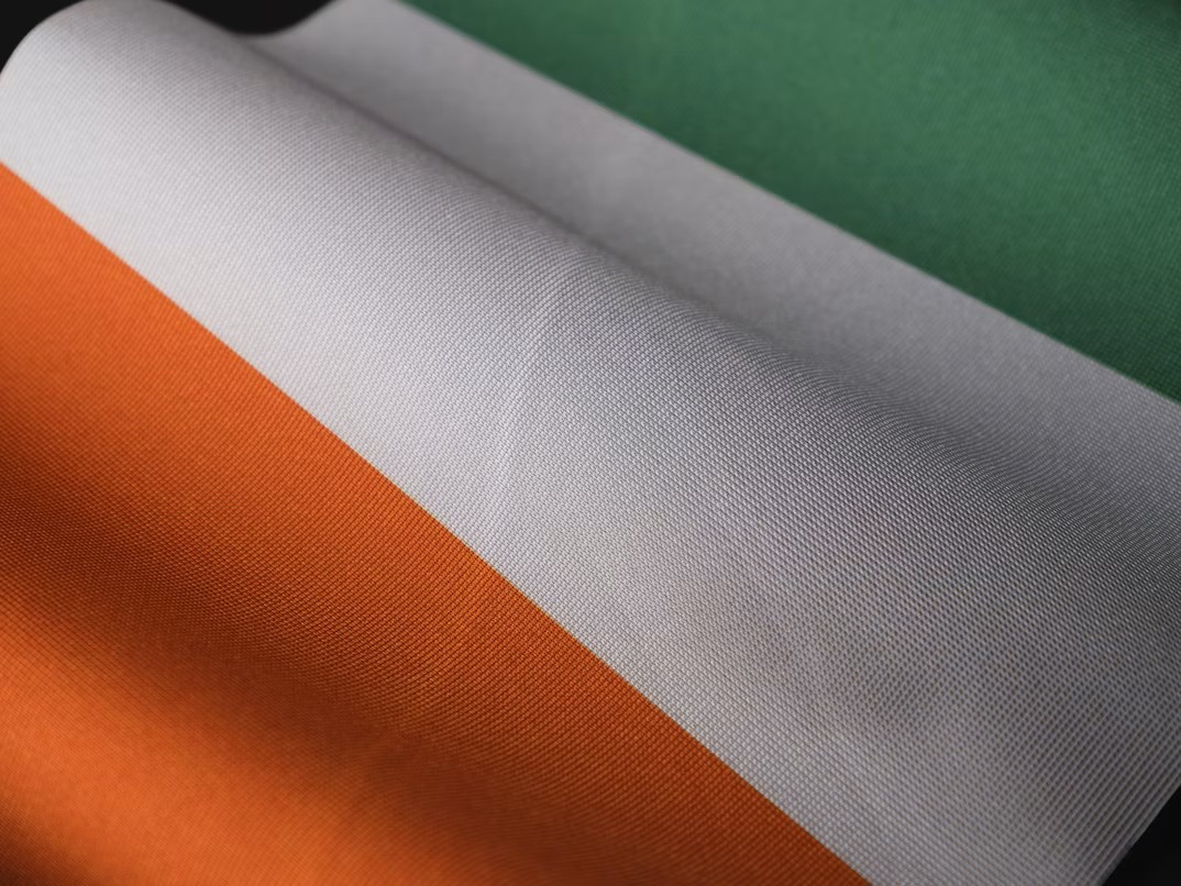 Ireland 2025 e-cigarette vape regulations.