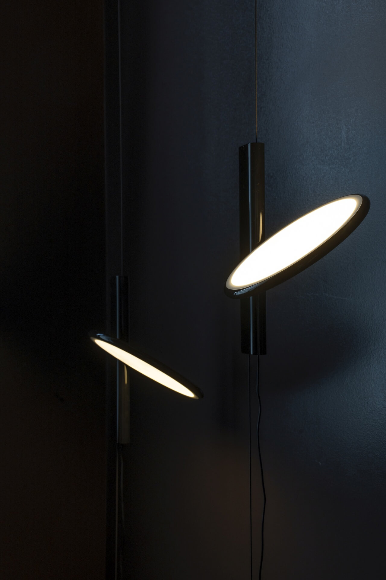 Foto di lampada a sospensione di Viabizzuno - Nearlight studio agenzia fotografica