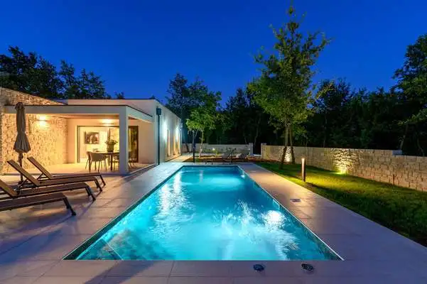 <img src="baywatch-view-sankol-goa.jpg" alt="Baywatch View in Sankol, Goa – a scenic coastal retreat with breathtaking ocean views and tranquil surroundings" />