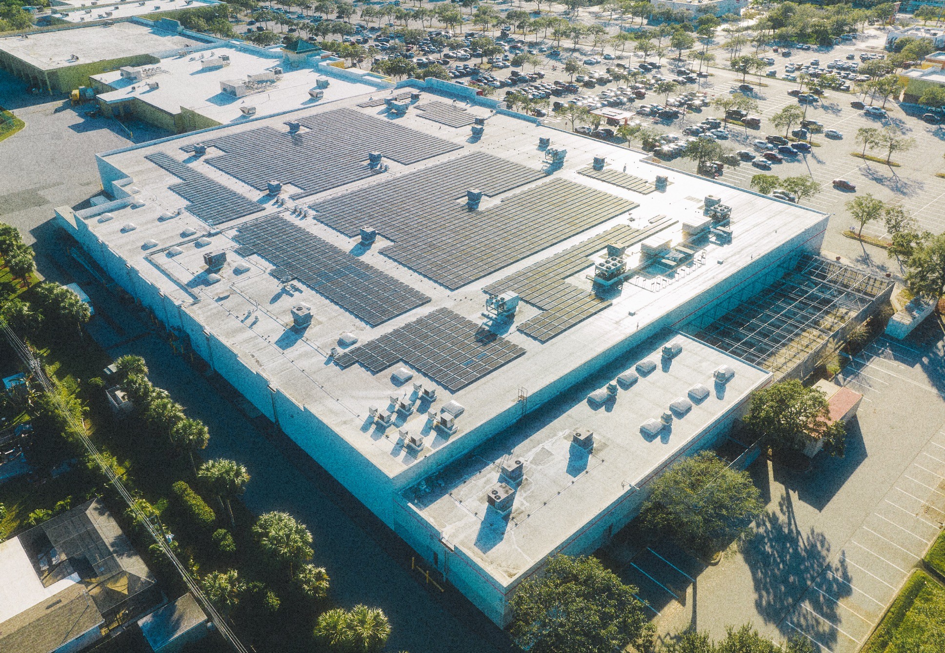 Commercial solar roof installation - marketing strategy. 