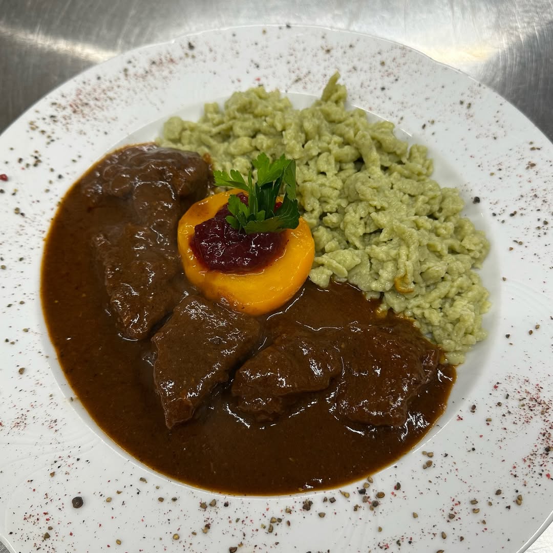 Avocado Toast with Blueberrie served in a large plate