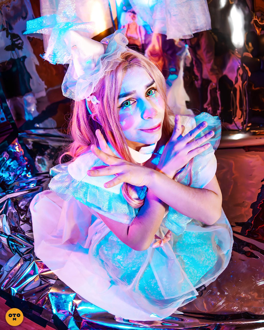 @emi.tela Clown Girls inspired photoshoot, with @otrominuto as creative director. 2026