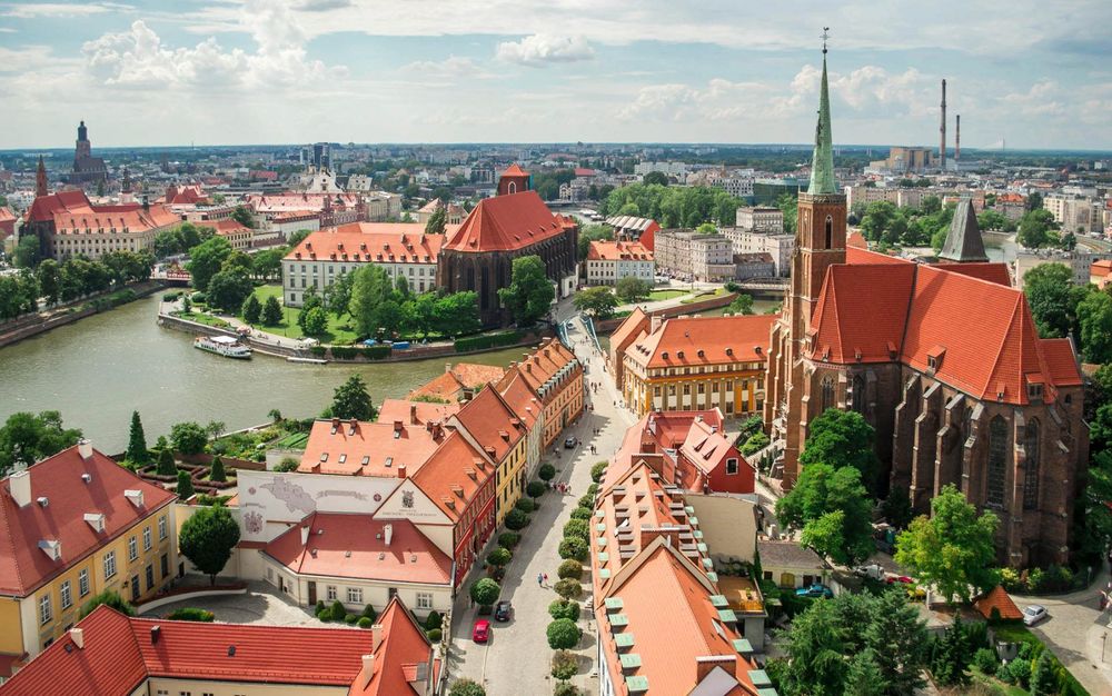 Poland IT Distributor