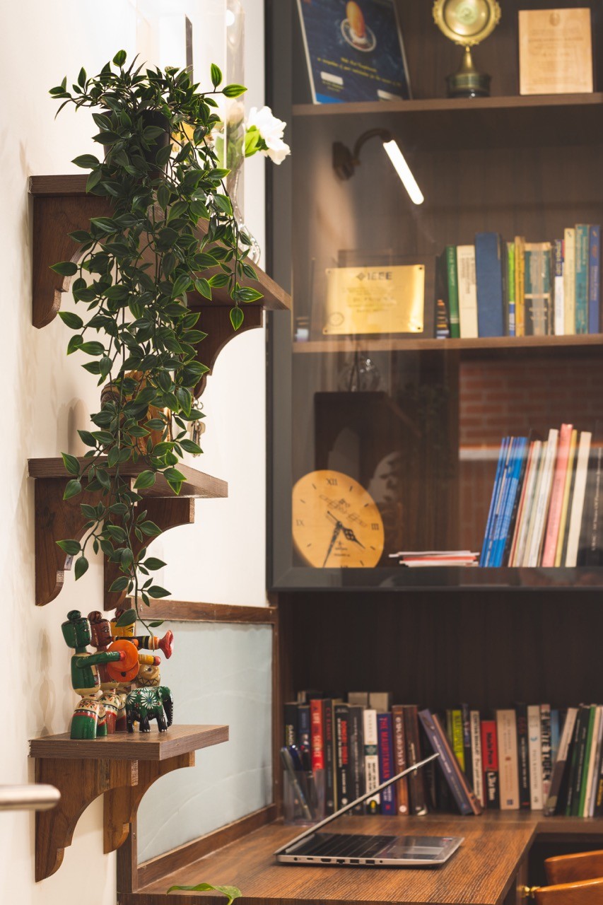 Traditional Modern Brick Aesthetic Interior Design