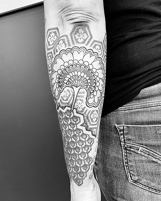 Mandala & patterns - Floral & Botanique, Ornemental & Mandala, Abstrait par Alex Lalex à Grinoir Tattoo