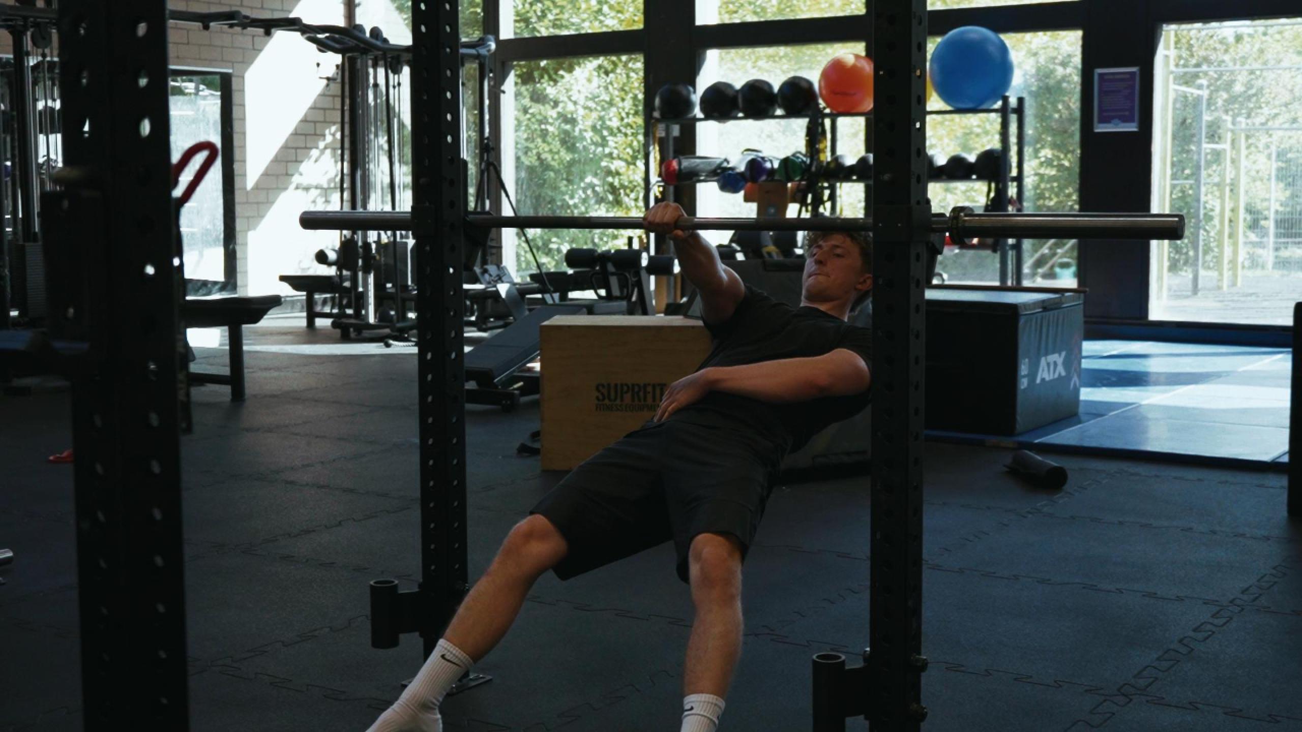 One Arm Australian Pull Up