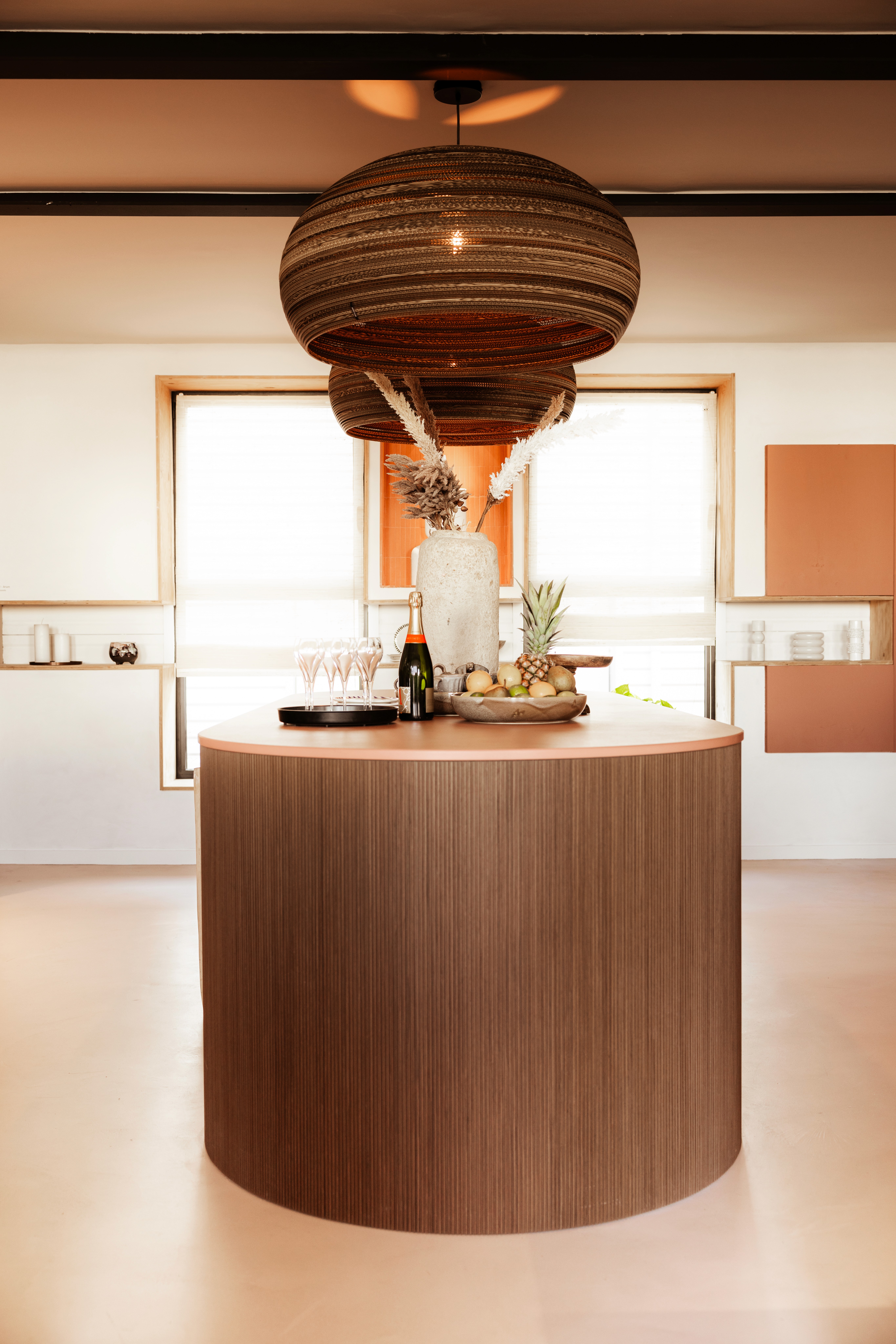 showroom architecture intérieure, showroom matériaux, showroom design, matériauthèque, espace inspiration, showroom décoration, showroom mobilier, architecture intérieure Montpellier, agence d’architecture, design d’intérieur, espace de conseil, projet clé en main, expérience client, showroom haut de gamme.  showroom Montpellier, matériauthèque Montpellier, showroom architecture Montpellier, showroom décoration Montpellier, showroom mobilier Montpellier, agence d’architecture Montpellier, architecte d’intérieur Montpellier, espace d’inspiration Montpellier, showroom Hérault, design intérieur Montpellier.  300 m² d’exposition, espace d’exposition, showroom de 300 m², parcours client, espace immersif, expérience showroom, lieu de découverte, univers matériaux, espace conseil, accompagnement personnalisé, lieu d’inspiration, espace professionnel, concept store architecture.  architecture biophilique, végétalisation intérieure, jardin intérieur, patio intérieur, cactus géants, paysage intérieur, nature dans l’architecture, design biophilique, connexion au vivant, bien-être au travail, espace apaisant, architecture sensorielle.  espace inspiration, lieu de création, univers créatif, showroom expérientiel, immersion architecturale, découverte des matériaux, parcours client immersif, expérience sensorielle, design émotionnel, architecture du bien-être, lieu d’échange et de conception.  matériauthèque, bibliothèque de matériaux, échantillons matériaux, palette de matières, textures et matières, matériaux naturels, matériaux nobles, matériaux durables, finitions architecturales, matériaux haut de gamme, sélection de matériaux, conseil matériaux.  bois naturel, pierre naturelle, travertin, marbre véritable, céramique, zelliges, terrazzo, métal, textiles d’ameublement, matériaux authentiques, matériaux premium, matières décoratives, finitions sur mesure.  architecture intérieure, décoration intérieure, design d’espace, projet résidentiel, rénovation haut de gamme, construction neuve, habitat d’exception, conception sur mesure, architecture contemporaine, aménagement intérieur personnalisé.  mobilier sur mesure, mobilier design, agencement personnalisé, mobilier intégré, rangements sur mesure, menuiserie sur mesure, design fonctionnel, optimisation des espaces, architecture intérieure haut de gamme, détail architectural.  moodboard, planche tendance, direction artistique, harmonie des matières, choix des couleurs, ambiance intérieure, identité du projet, décoration sur mesure, personnalisation des espaces, cohérence architecturale, design global.  accompagnement client, conseil en architecture intérieure, conseil décoration, choix des matériaux, sélection du mobilier, accompagnement de projet, expertise architecturale, expérience personnalisée, conception collaborative, suivi de projet.  artisanat, savoir-faire, fabrication locale, artisans partenaires, excellence des finitions, détail architectural, qualité des matériaux, design raffiné, architecture responsable, circuits courts, création sur mesure.  architecte Montpellier, architecte d’intérieur Montpellier, showroom architecture Montpellier, showroom décoration Montpellier, matériauthèque Montpellier, rénovation haut de gamme Montpellier, agence d’architecture Montpellier, architecte Hérault.  architecte Nîmes, architecte d’intérieur Nîmes, showroom matériaux Nîmes, showroom décoration Nîmes, agence d’architecture Nîmes, architecte Gard.  architecte Perpignan, architecte d’intérieur Perpignan, showroom matériaux Perpignan, showroom décoration Perpignan, agence d’architecture Perpignan, architecte Pyrénées-Orientales.  architecte Occitanie, showroom architecture intérieure, matériauthèque de 300 m², showroom matériaux et mobilier, espace inspiration, architecture biophilique, jardin intérieur, cactus géants, architecture intérieure et décoration, matériaux nobles, conseil en matériaux, accompagnement personnalisé, choix des finitions, design d’intérieur haut de gamme, showroom Montpellier, expérience client immersive, rénovation haut de gamme, habitat d’exception, agence d’architecture Montpellier, concept store architecture et design, sélection de matériaux sur mesure, espace de création et d’inspiration.