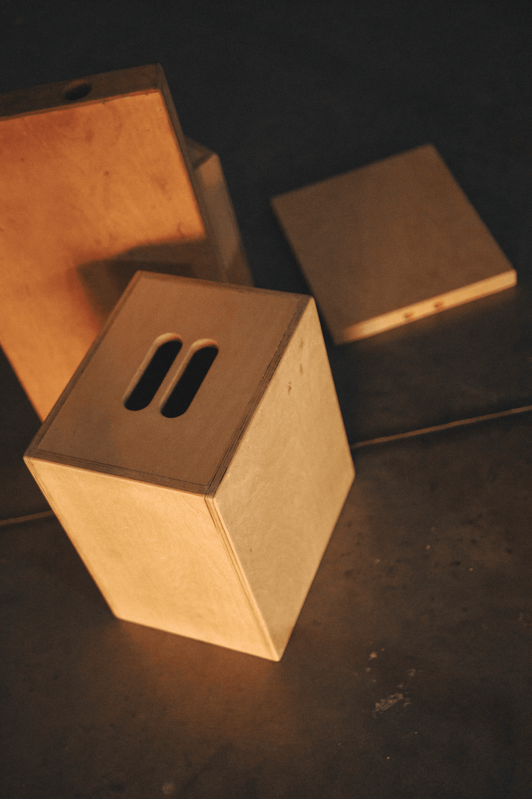 Apple box