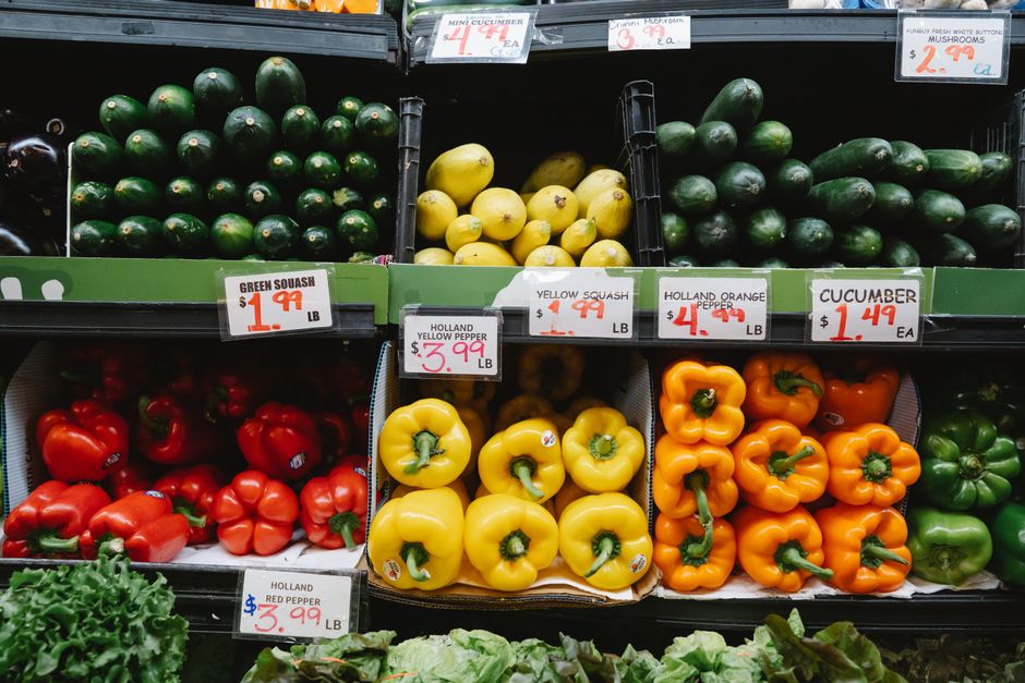 Kroger just paid $1.65 billion for Giant Eagle, and skeptics think the timing is wrong
