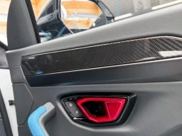 Lamborghini Urus SE Full Carbon+Massage+HUD+B&O 3D+ LP 376k€ — Vorschaubild 31