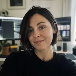 Portrait d'Aria Novak, évaluatrice APOB