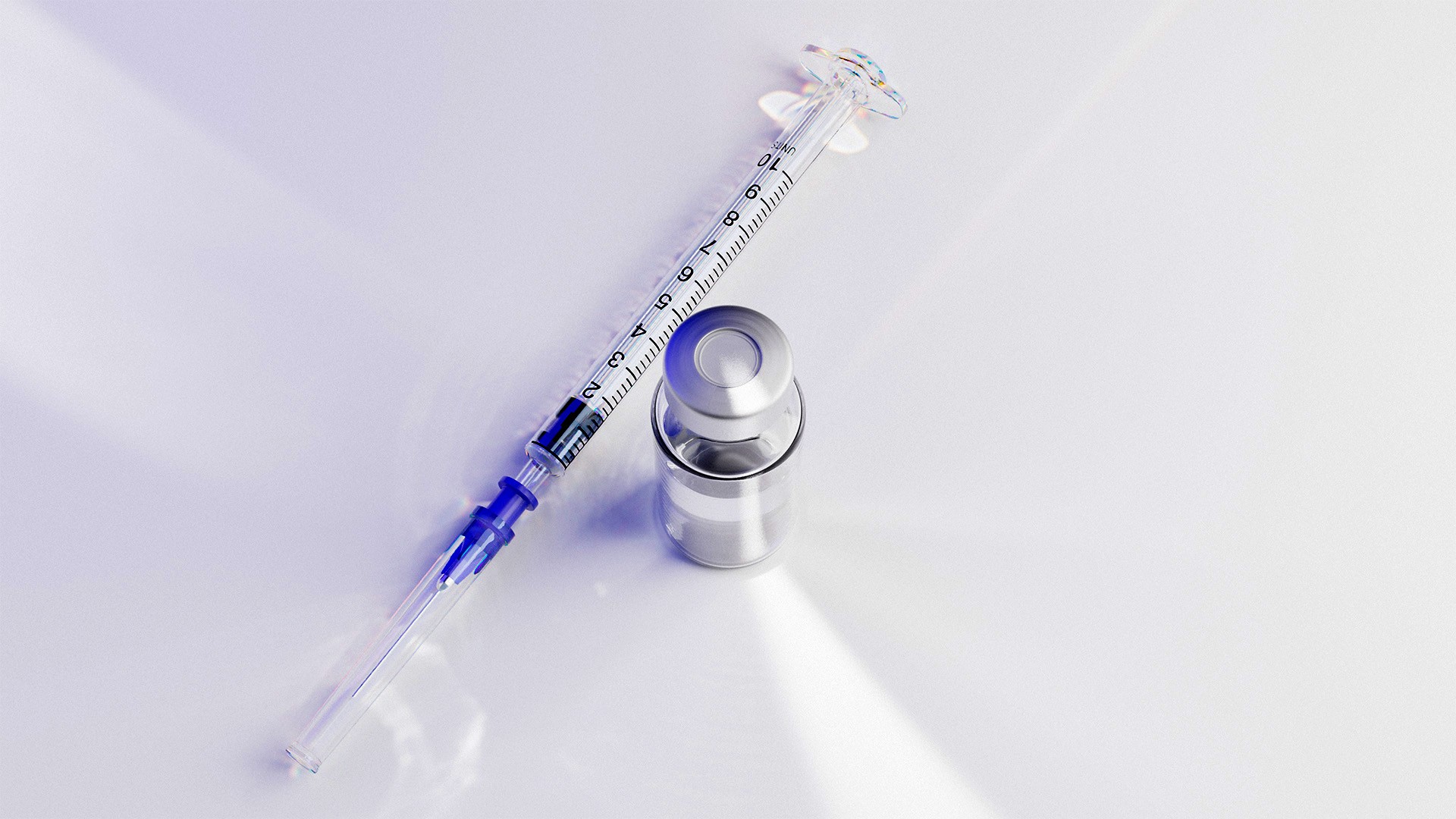 Nahaufnahme einer gerenderten Spritze mit sichtbarer Skalierung und transparentem Flüssigkeitsinhalt