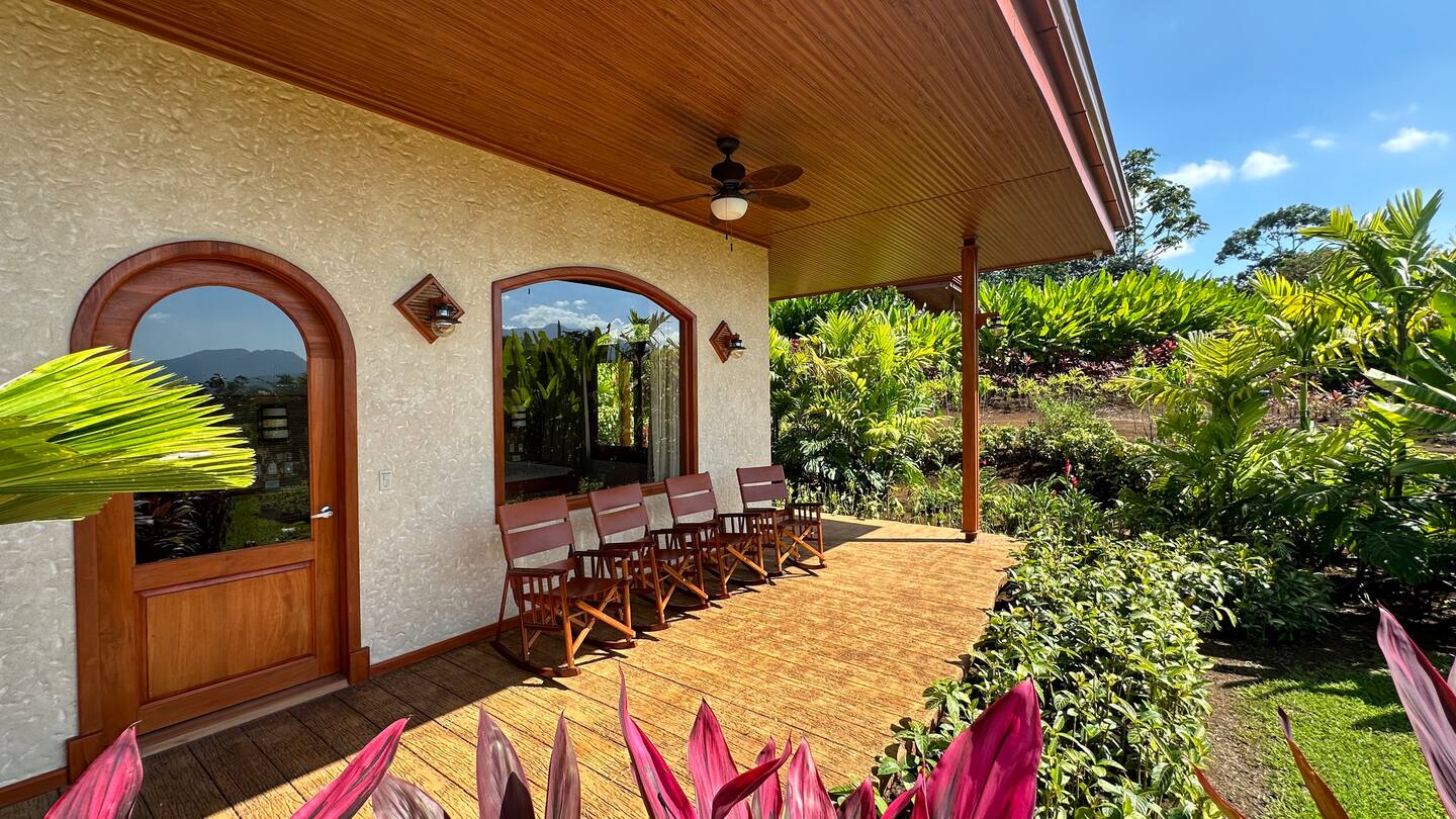 Buying a home in Costa Rica