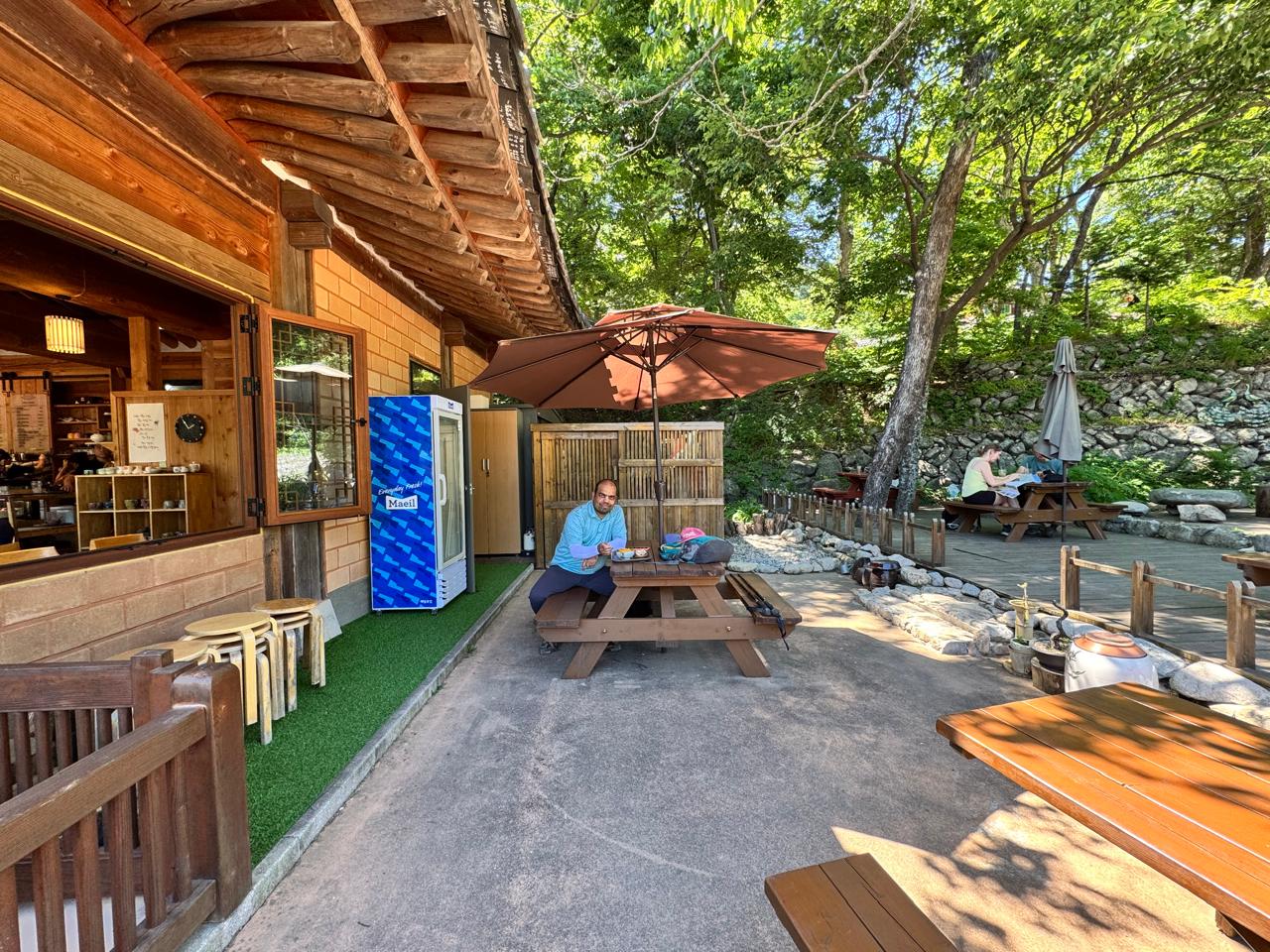 The cafe at the base of the Ulsanbawi hike