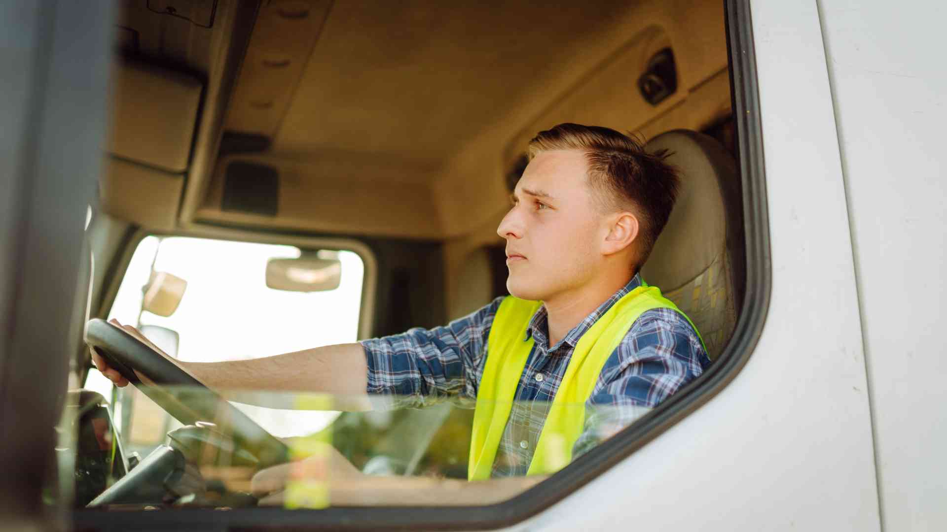 Truck Driver Management Software: What It Does and How to Choose the Right One