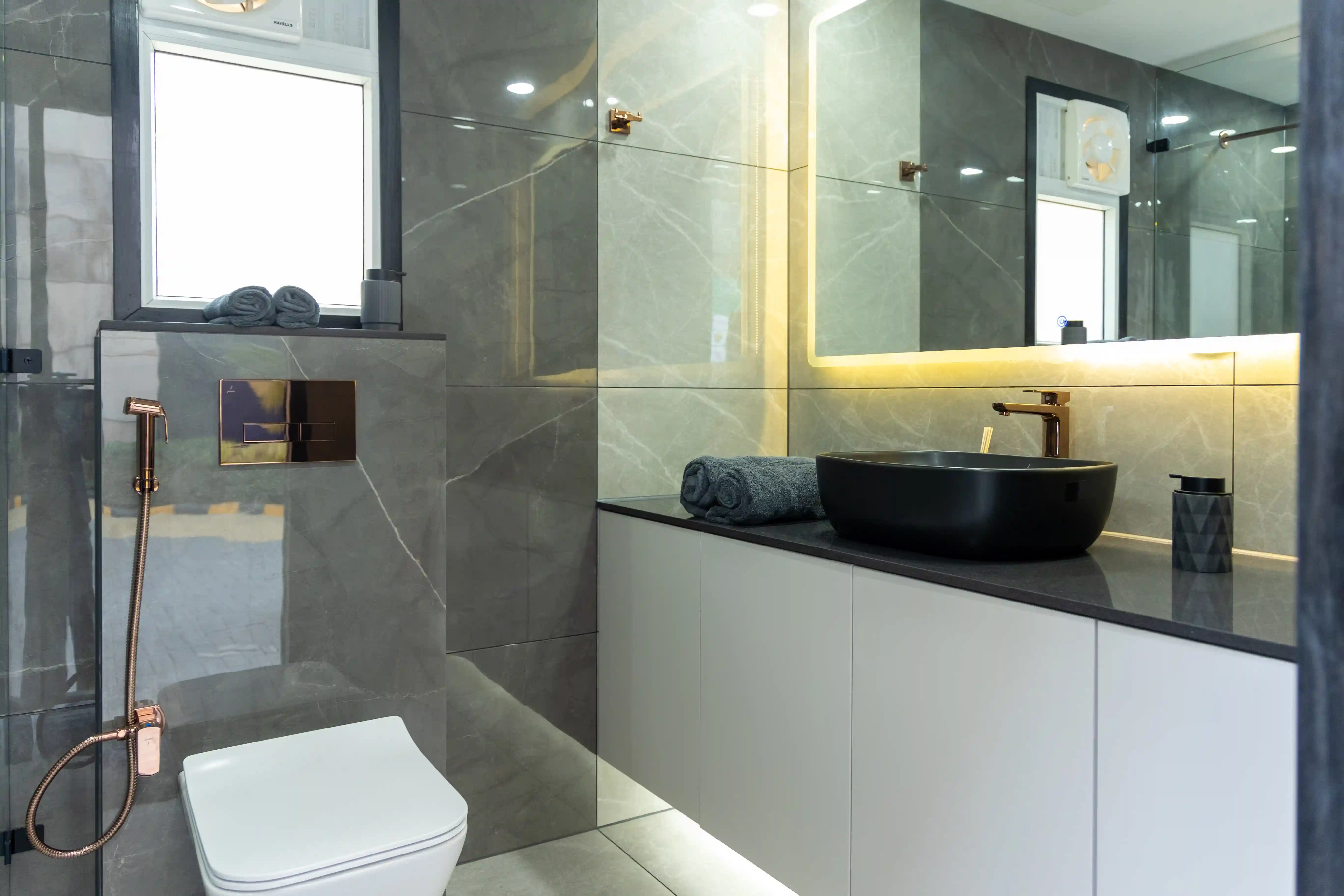 A picture of the VAKIO Prefab Bathroom Pod interior.