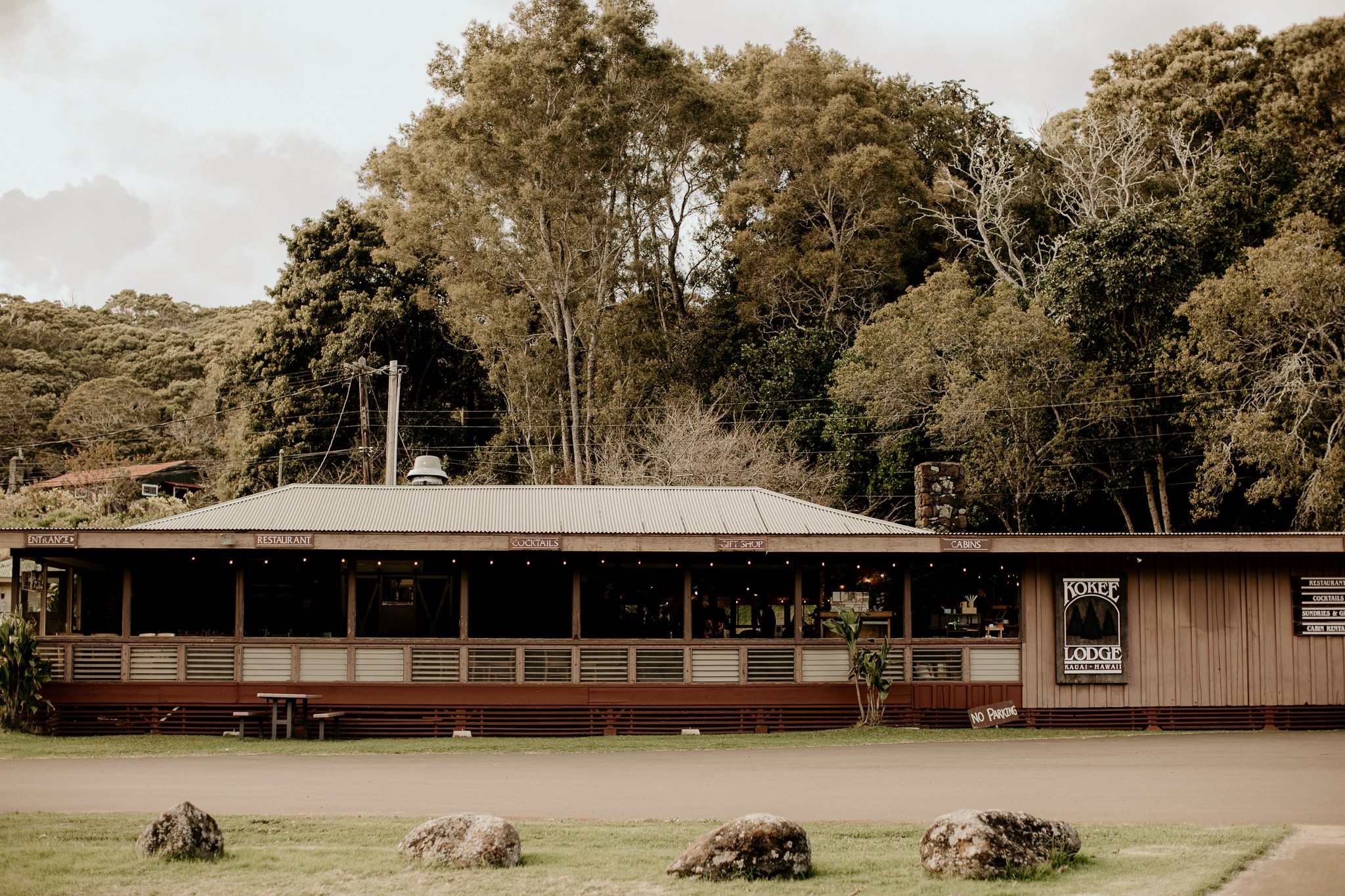 KŌKEʻE LODGE & MUSEUM