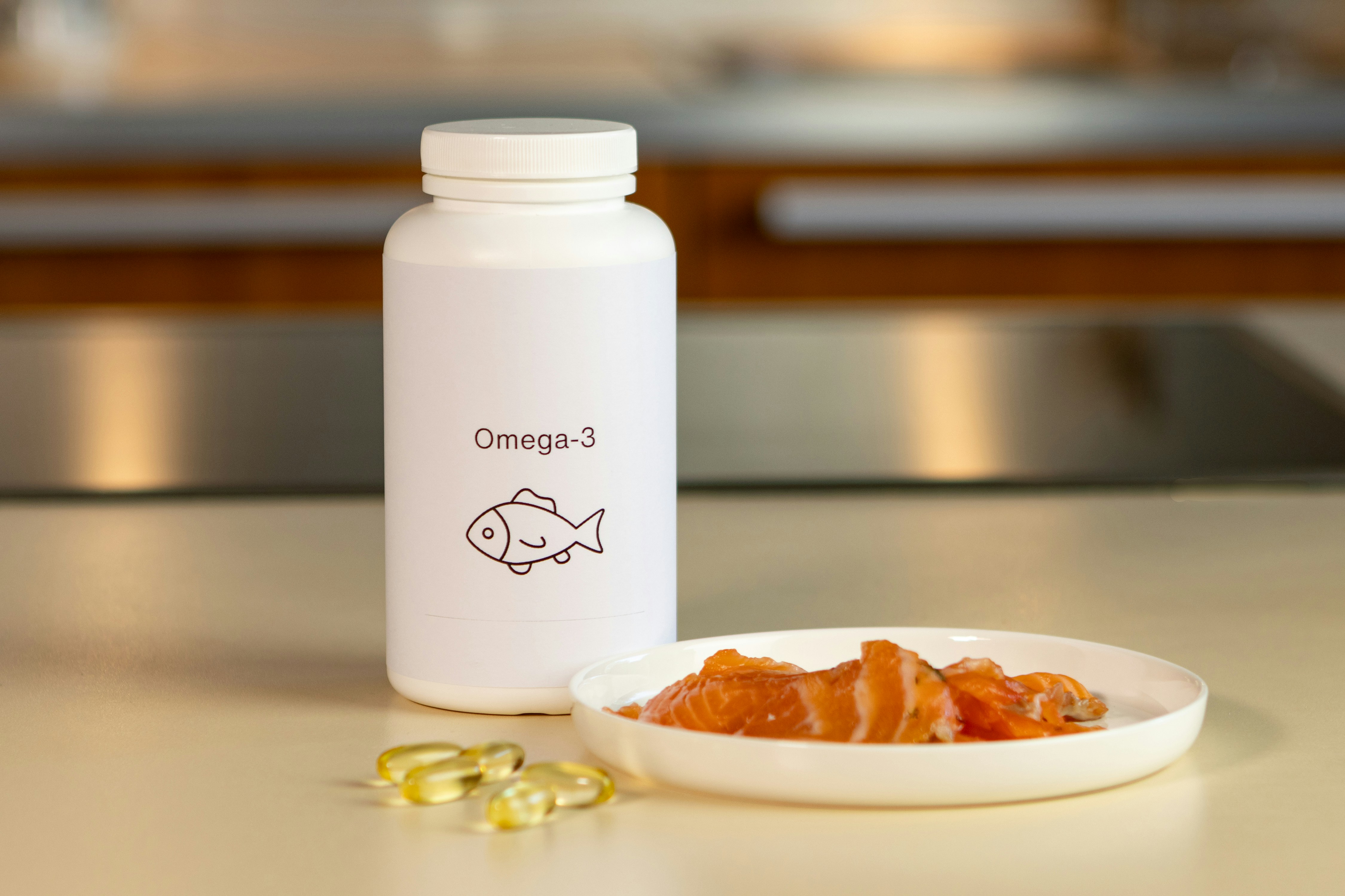 Omega 3 in Pills and Salmon