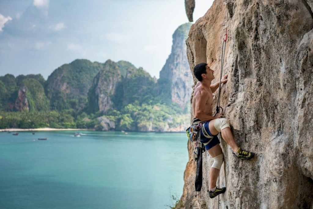 rock climbing in railay