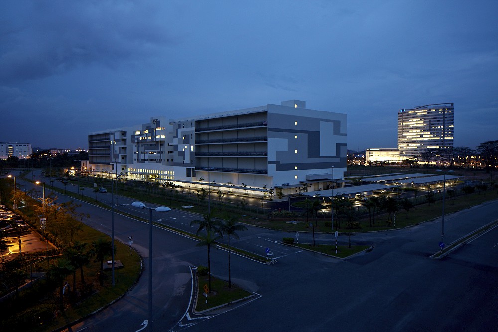 Exterior view of CX5 Data Centre project by Asima Architects