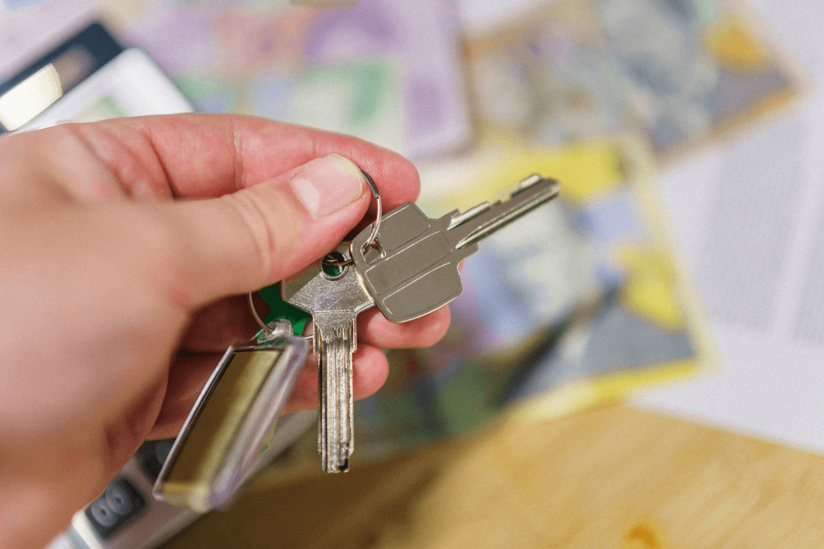 Handing over the vacation rental keys smoothly