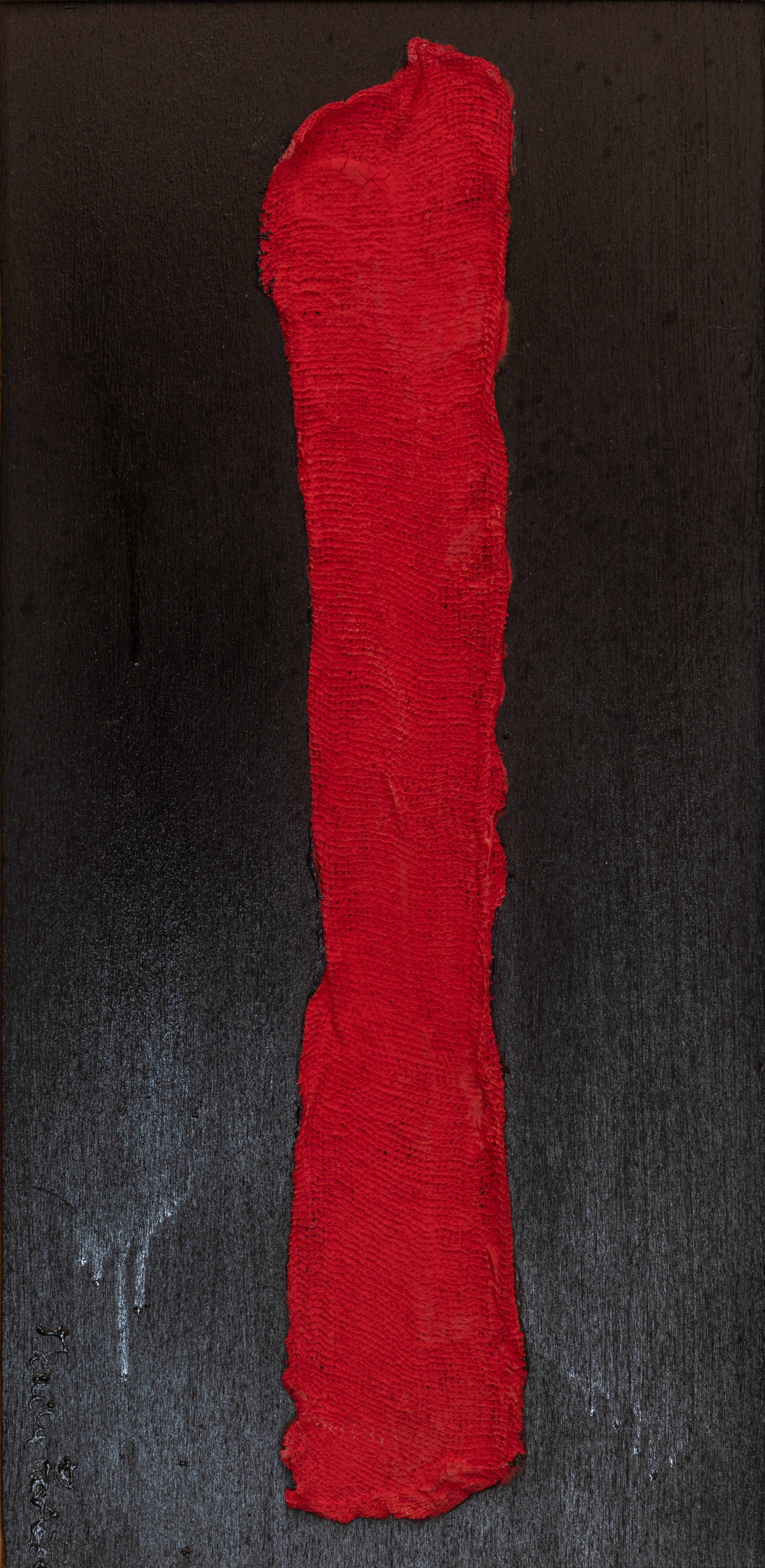 Pittura materica astratta con garze stratificate su base acrilica di colore nero, tecnica mista su tela, War