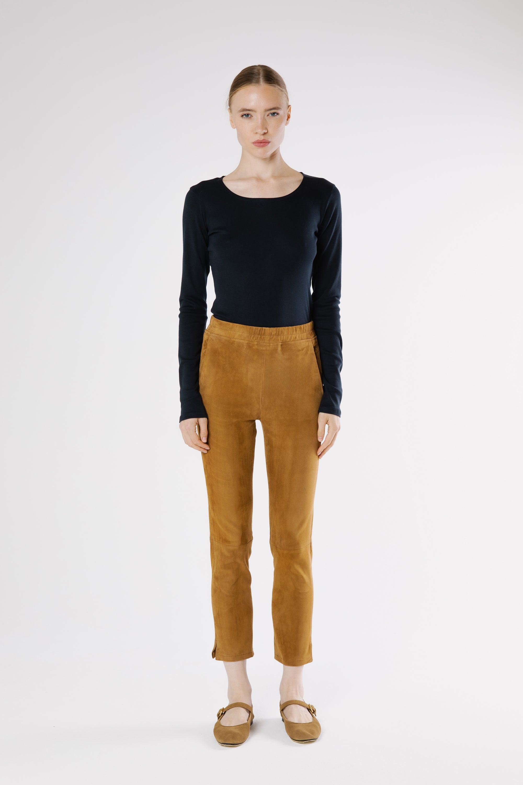 Front view of the Roma VE Suede Trousers Whisky highlighting the flattering slim fit, cropped length, and rich velvety suede texture.