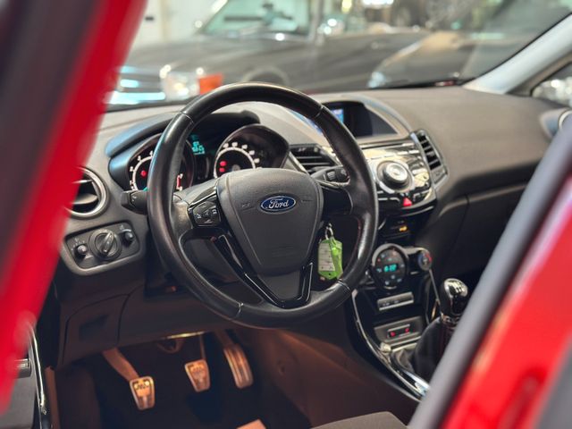 FORD Fiesta 2016 RED Gebrauchtwagen - Galeriebild 8