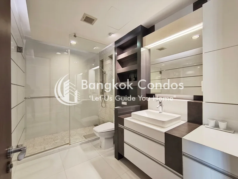 The Lakes 4 Bedroom Park View Pet-Friendly Condo 4