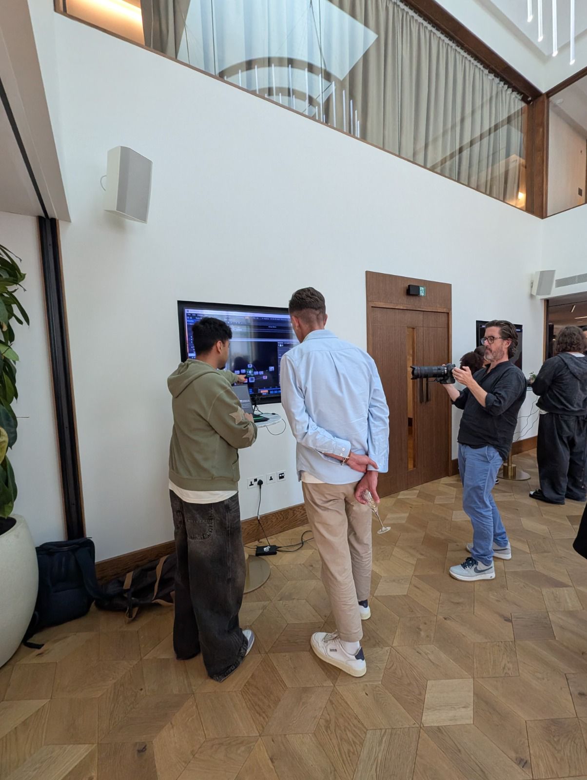 Troscan - Luxury Furnitures