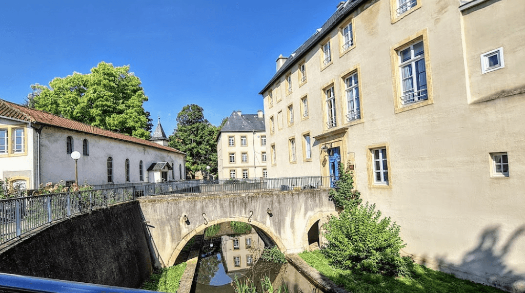 Réparation et inspection de toiture à Moulins-lès-Metz par AJS Toiture