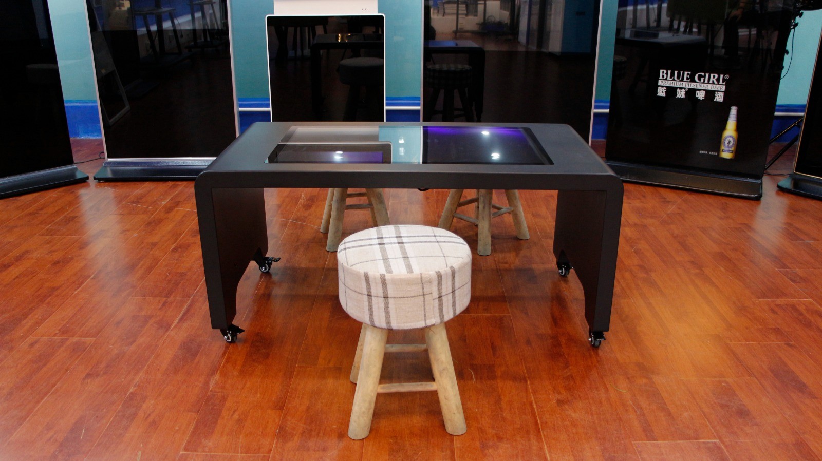 Durable stainless steel valve used in bulk handling and chemical processing