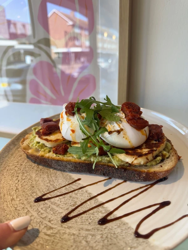 Avo eggs on toast