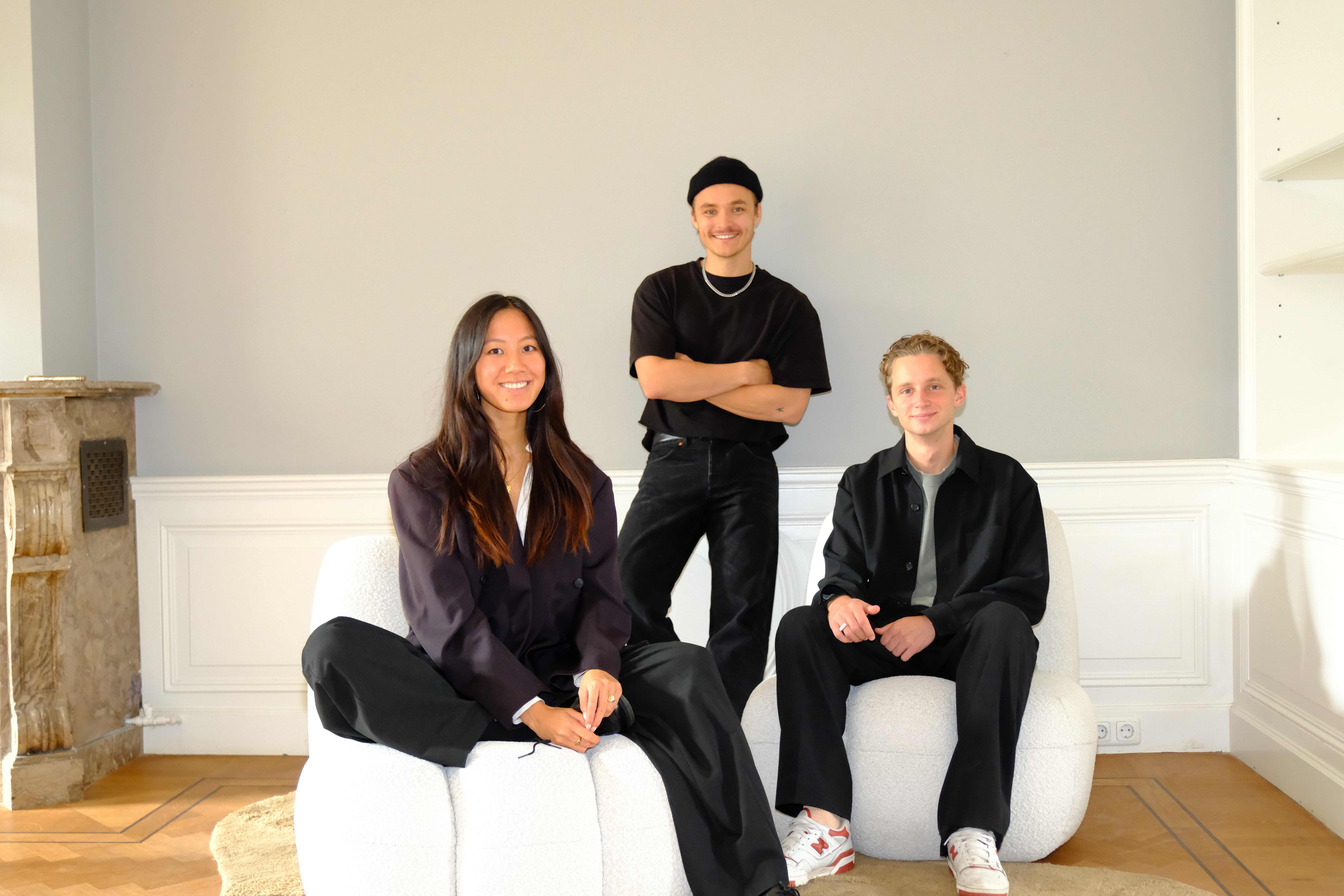 Coach explaining stuff to an athlete