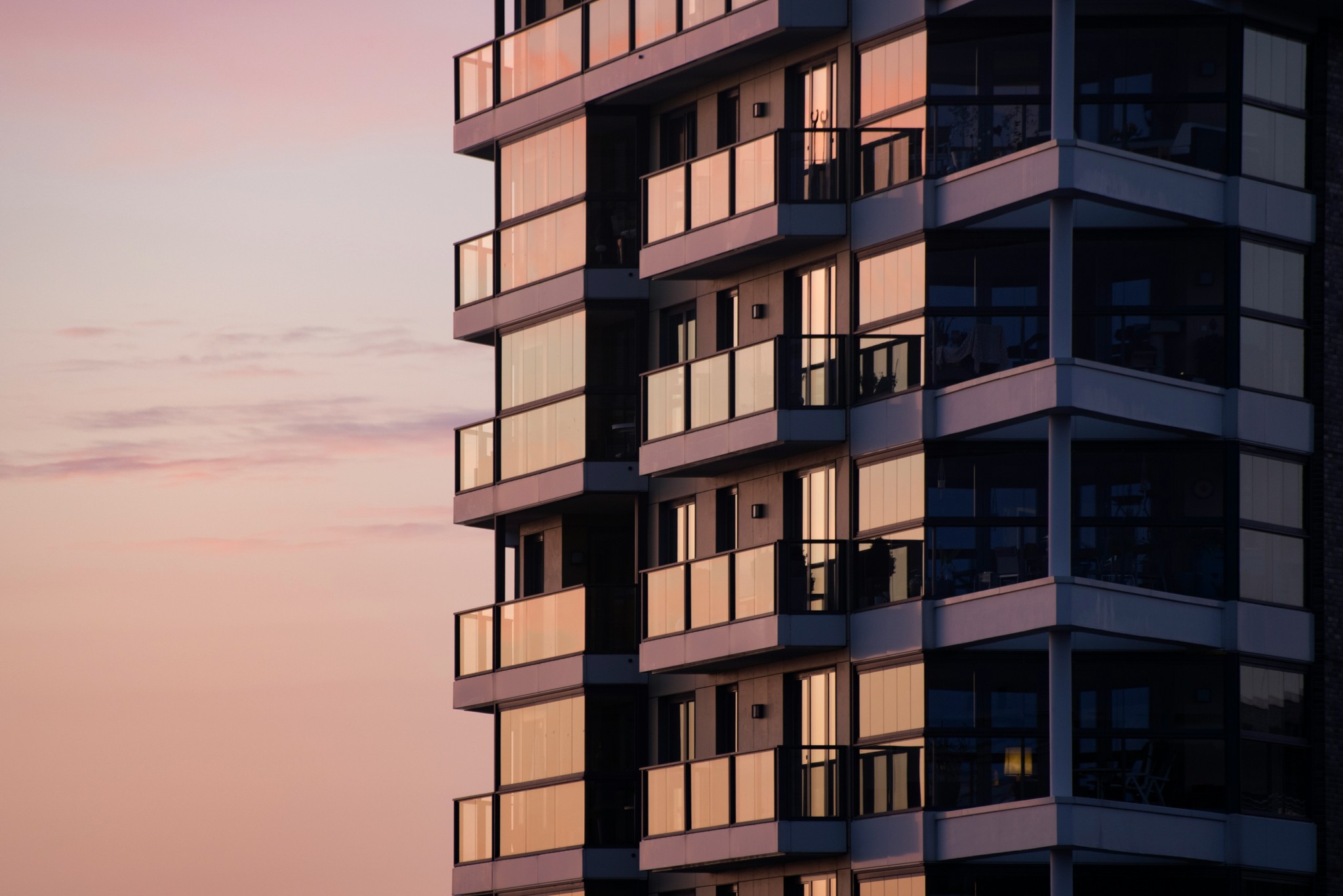 white concrete building during daytime