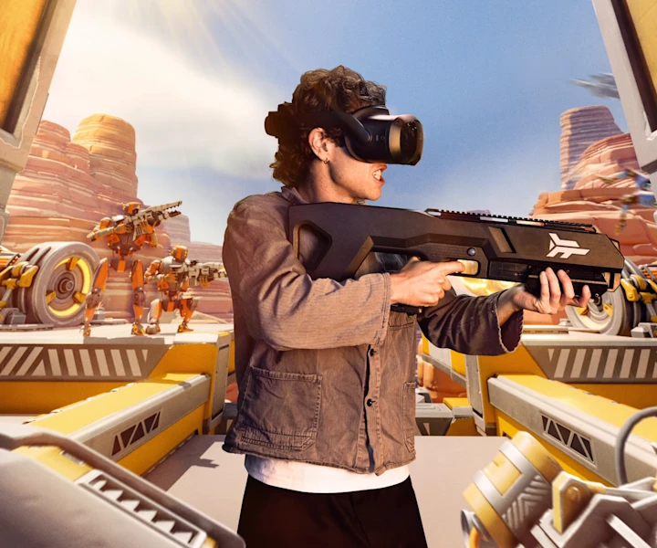 Zero Latency VR player in official Sol Raiders promotional artwork.