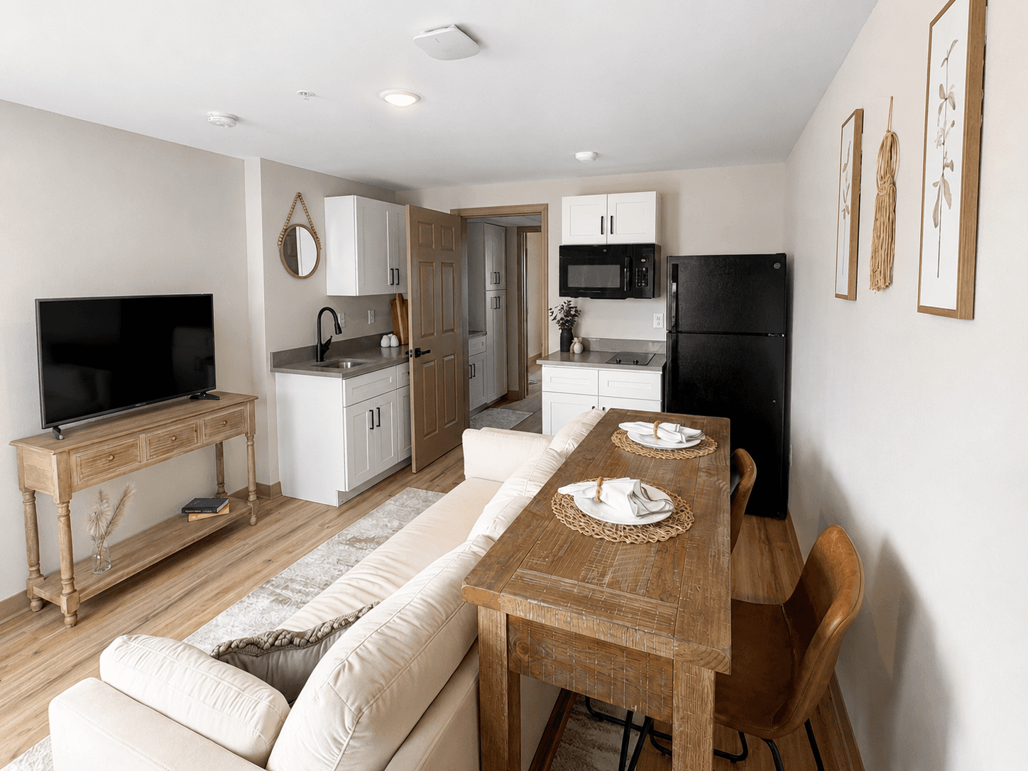Furnished studio at The Mill on 76