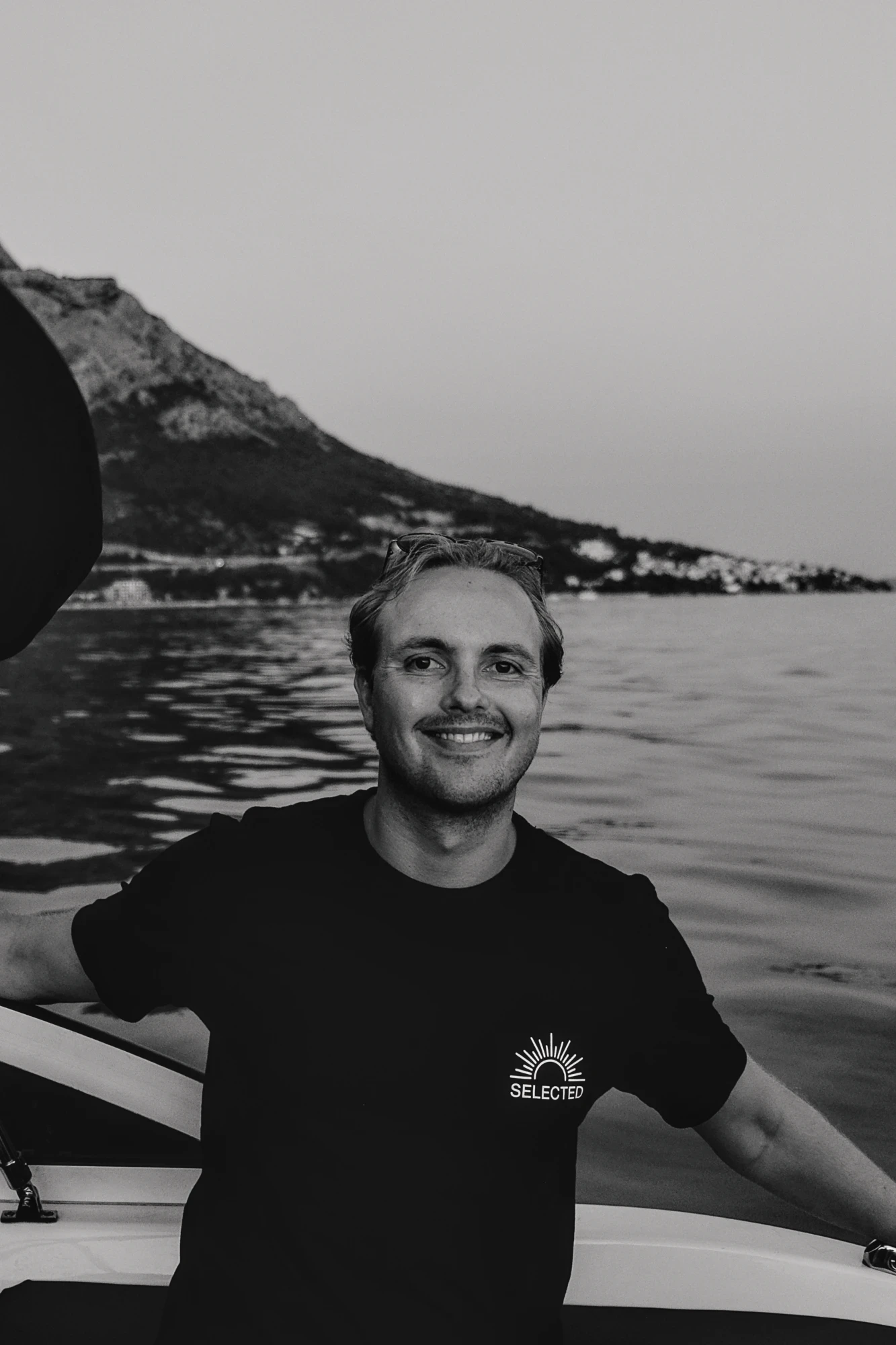 Het gezicht achter FuturPhase - Giovanni is designminded, tech-enthousiast en het liefst te vinden op of rond het water.