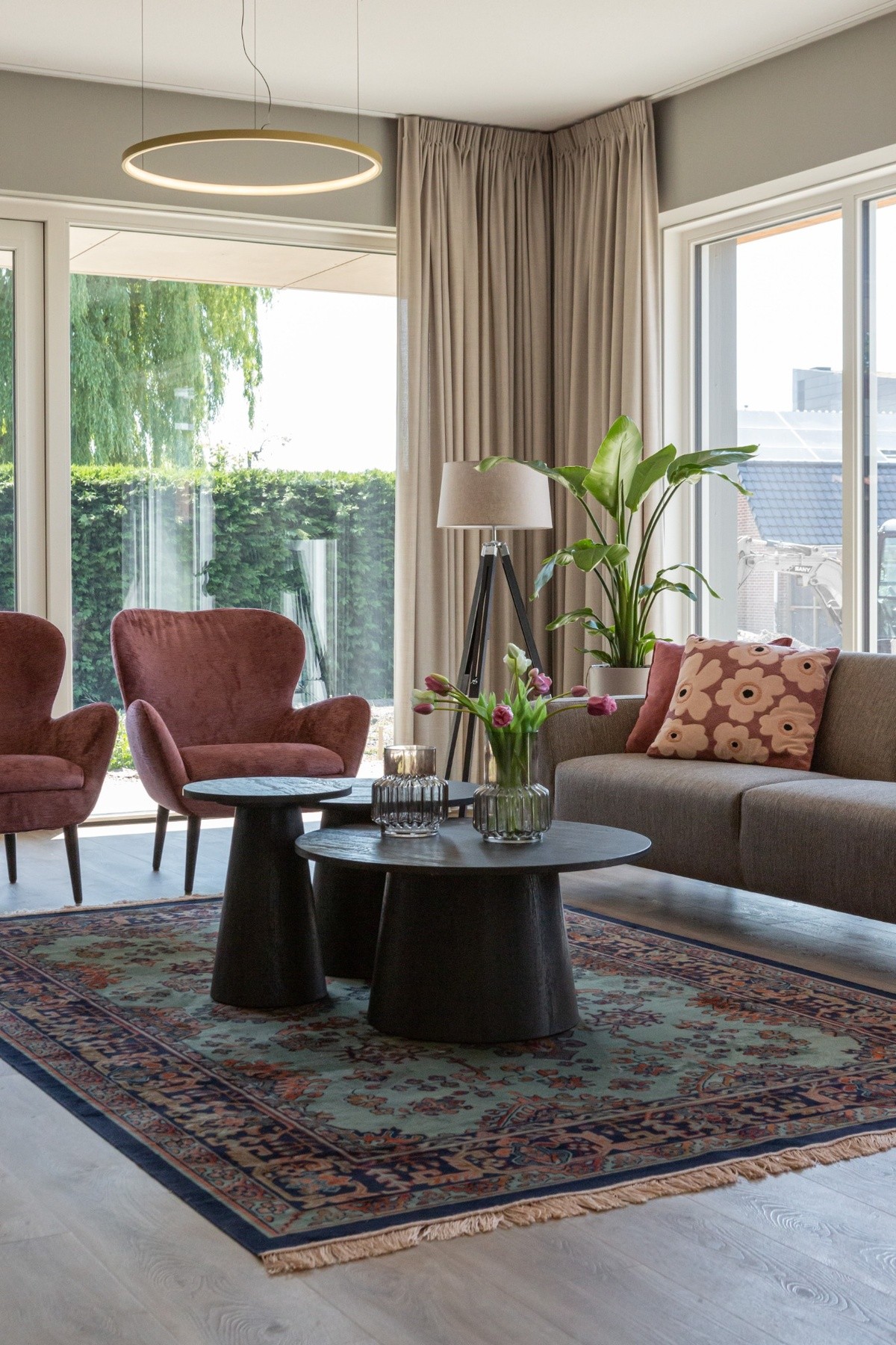 zithoek roze stoelen 