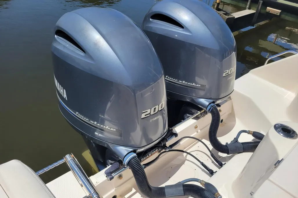 Boat thumbnail 8