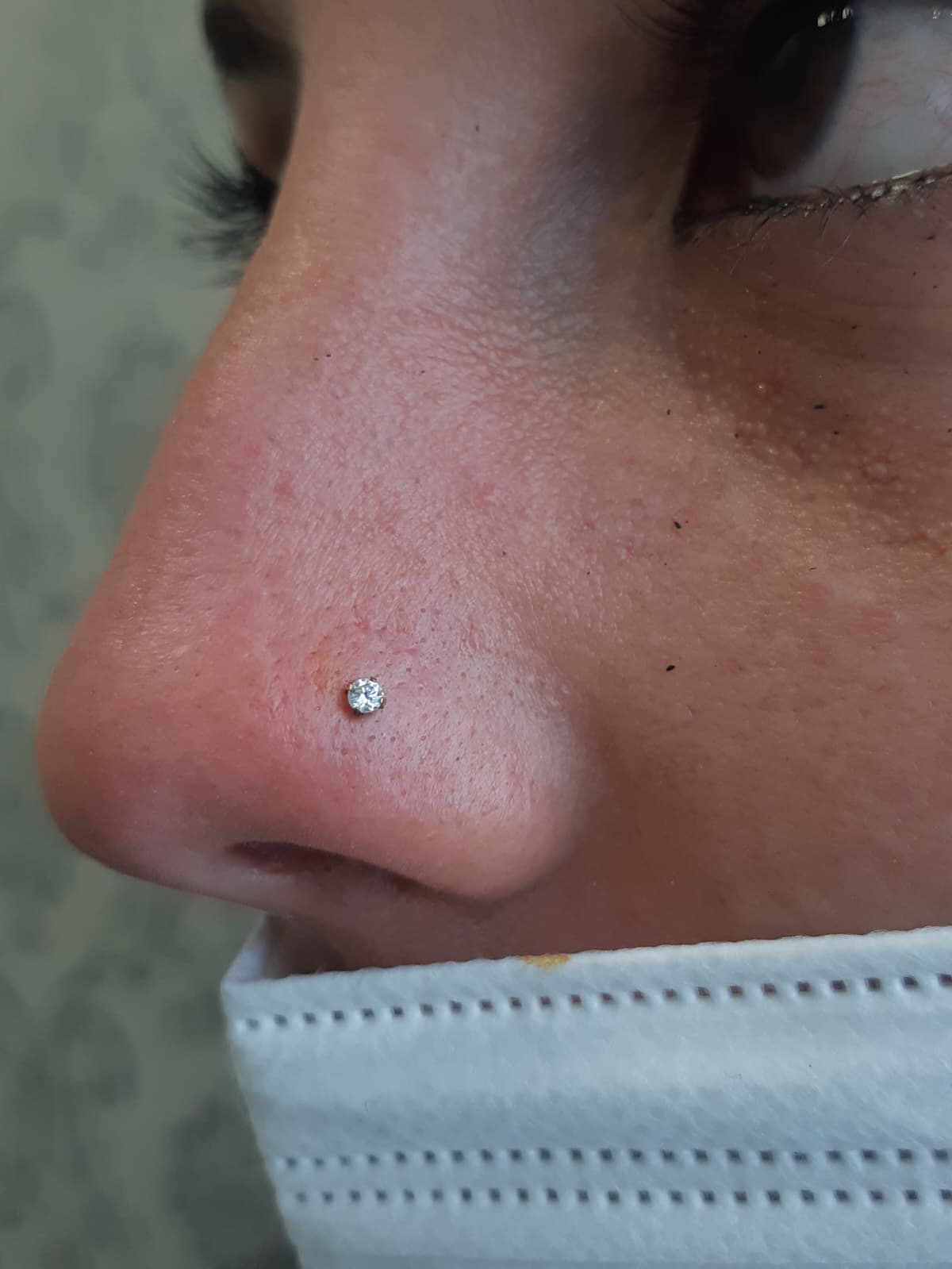 Piercing nostril