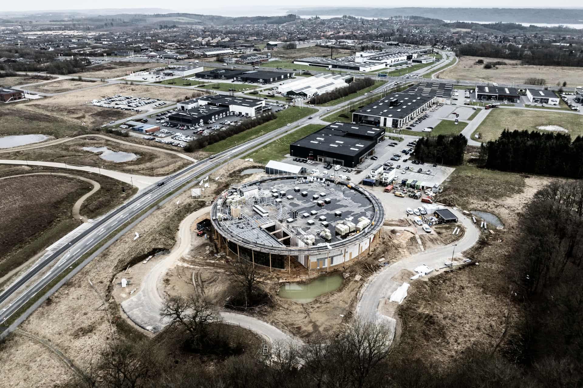 Here comes the alt text